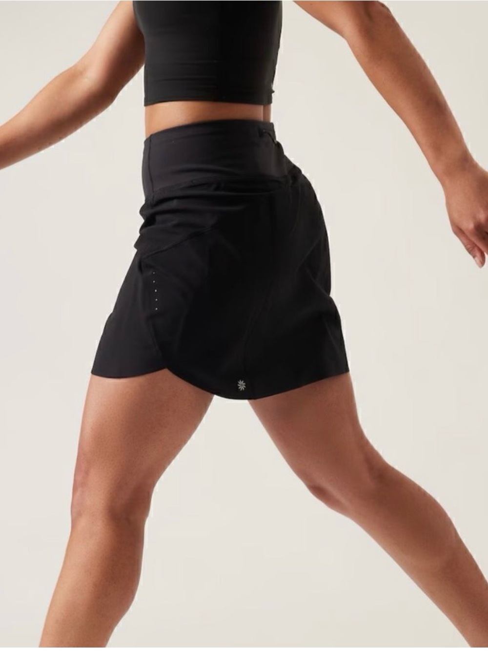 Women’s Athleta Run With It 16in Skort